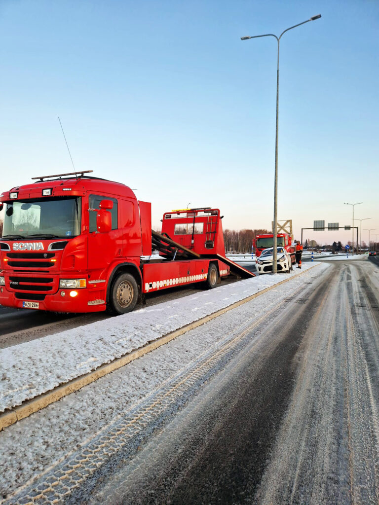 WhatsApp Image 2025-11-20 at 09.03_V2